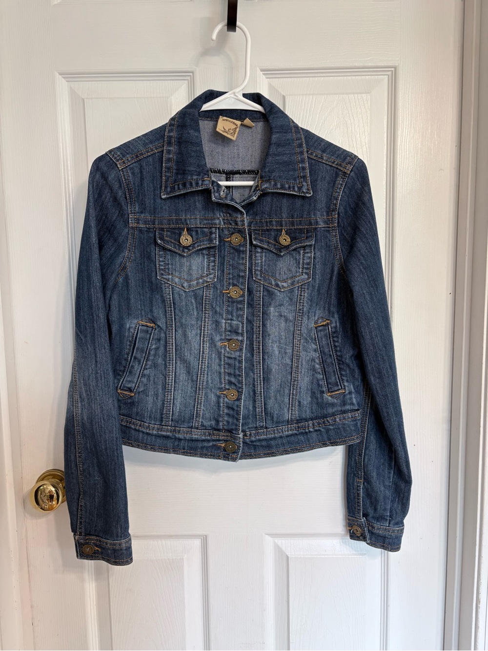 Jou Jou Cropped Denim Jacket - Women's